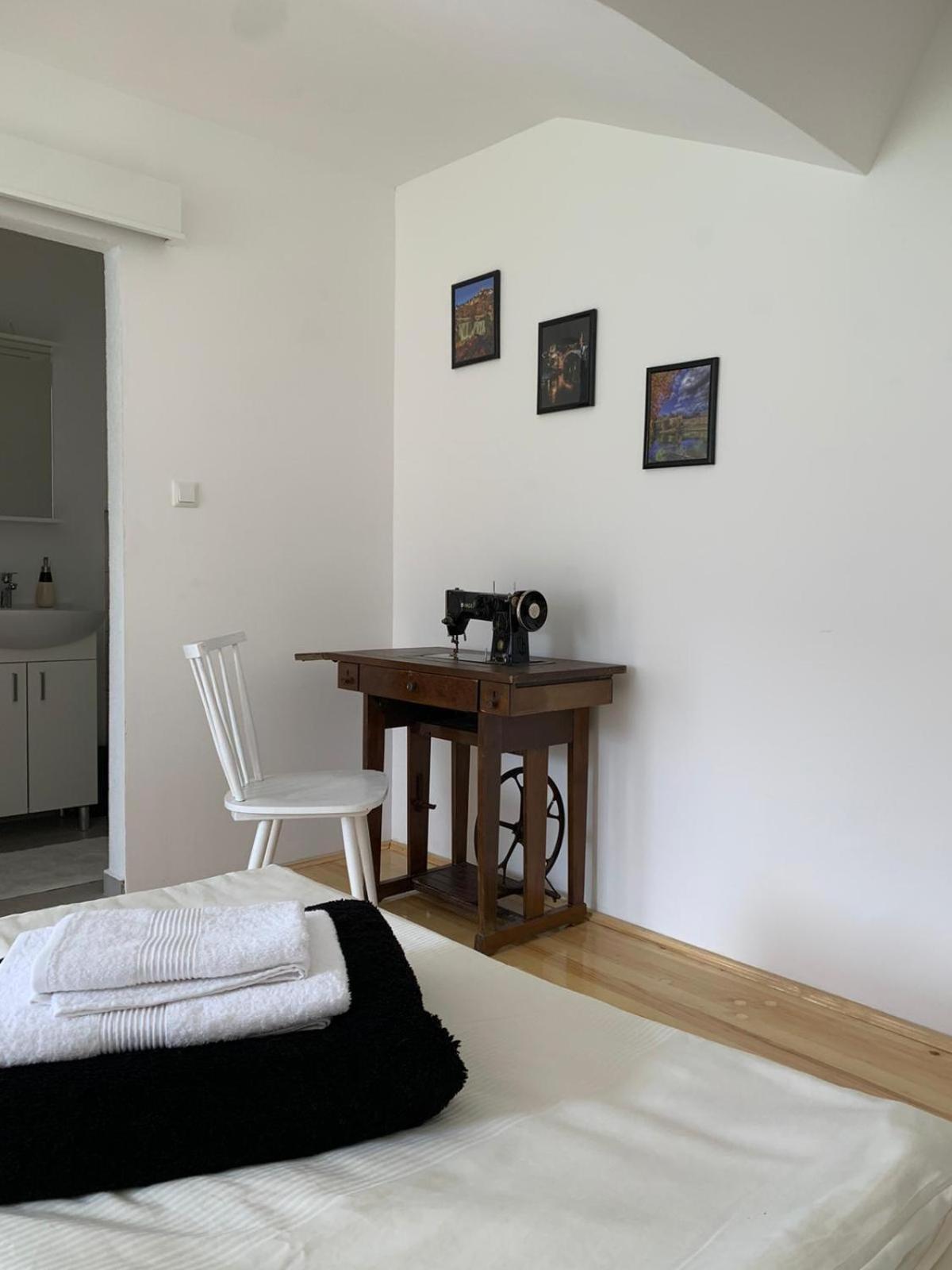 Sobe Zizi Bed & Breakfast Jajce Exterior foto