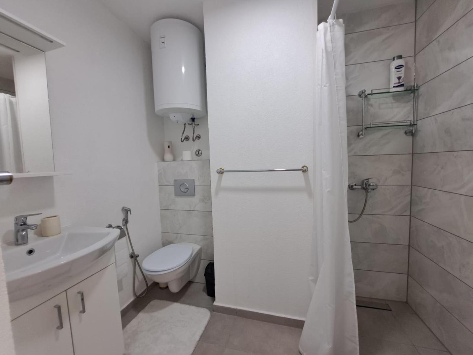 Sobe Zizi Bed & Breakfast Jajce Exterior foto