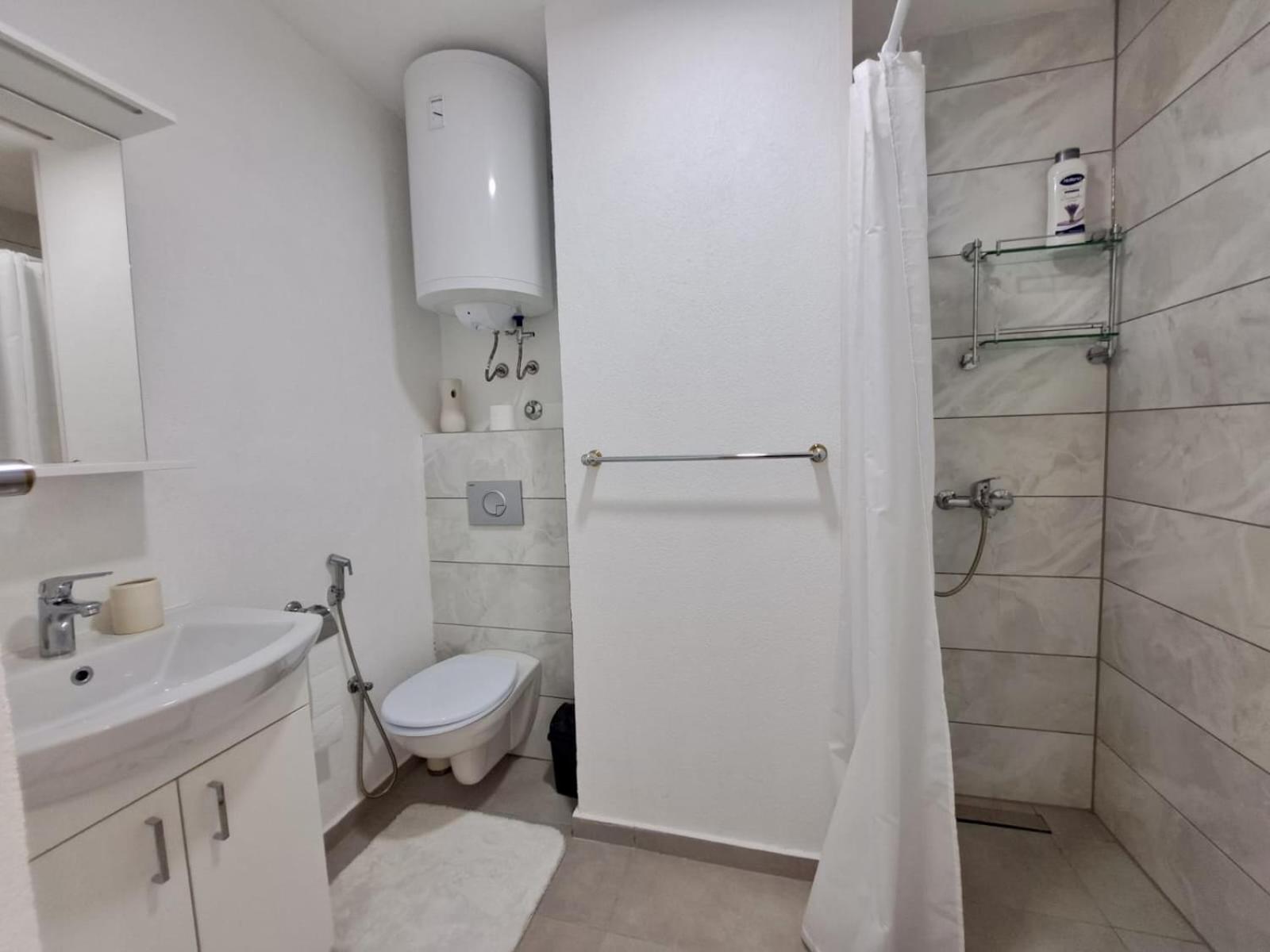 Sobe Zizi Bed & Breakfast Jajce Exterior foto