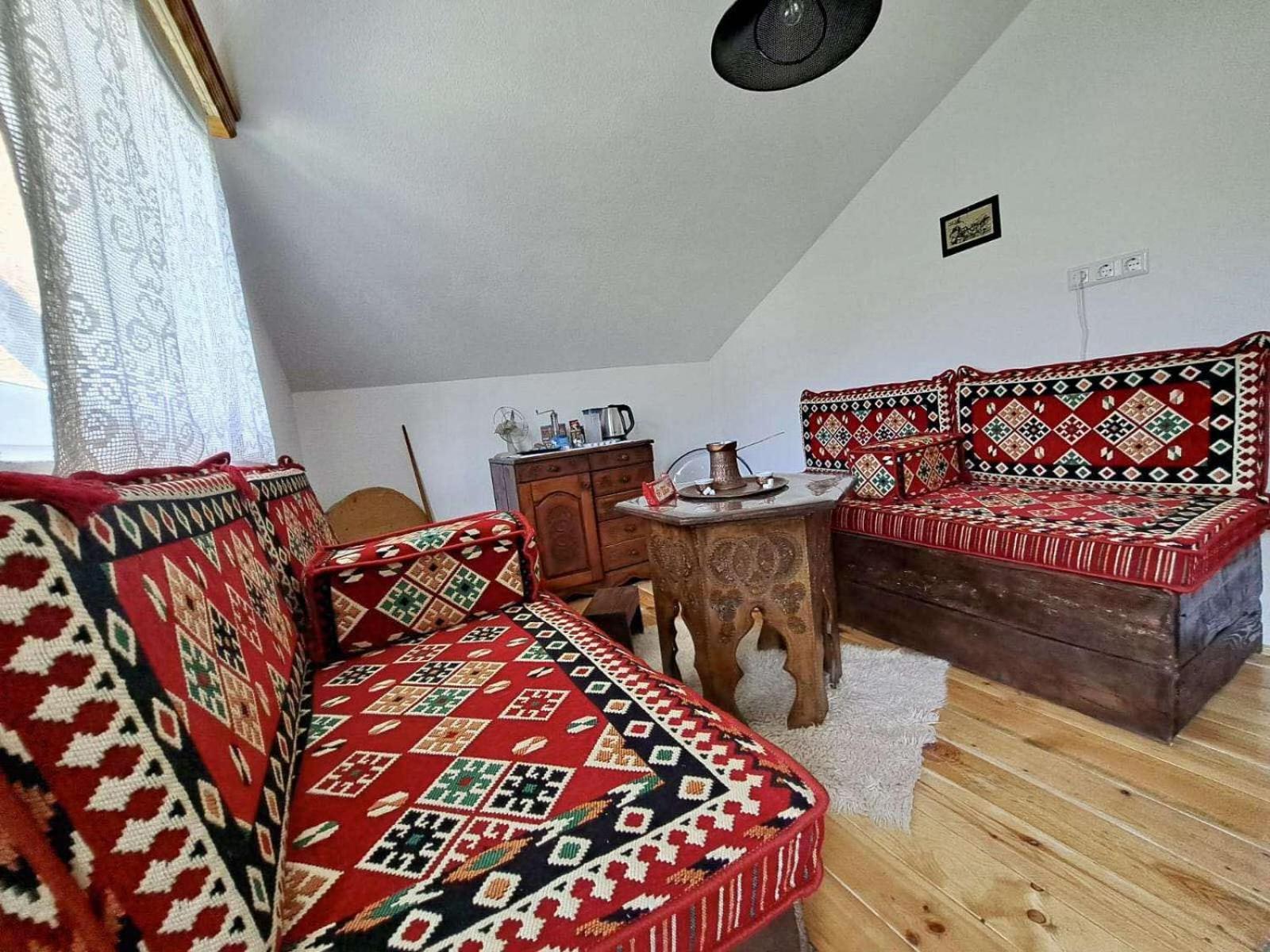 Sobe Zizi Bed & Breakfast Jajce Exterior foto